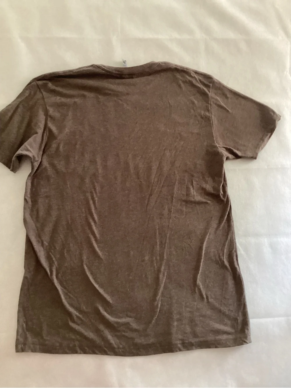 Next Level Apparel Brown Holiday 'Be Kind to Everyone' Graphic Tee size L. 7/25